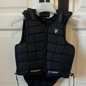 Tipperary Contender Pro ASTM Vest - Youth
 Black Protective Vest